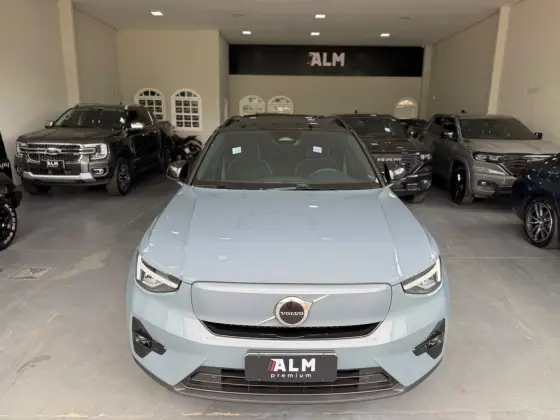VOLVO XC40 P6 RECHARGE ELECTRIC PLUS