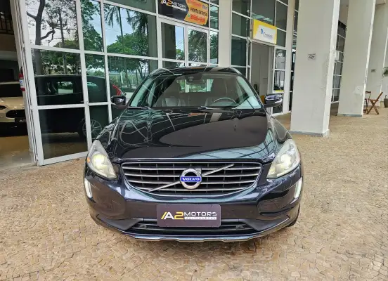 VOLVO-XC60-2014