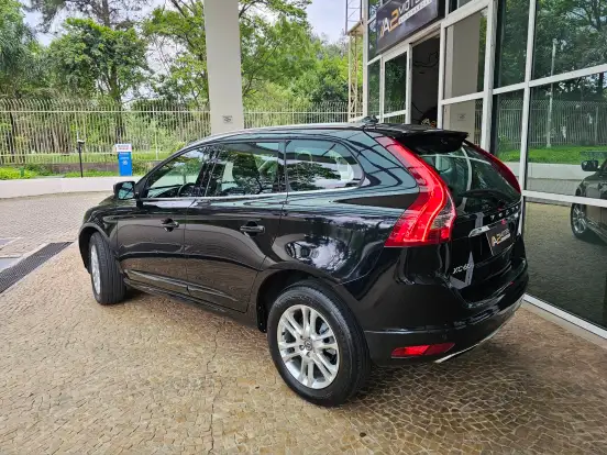 VOLVO-XC60-2.0 T5 DYNAMIC FWD TURBO GASOLINA 4P AUTOMÁTICO VOLVO-XC60-2014