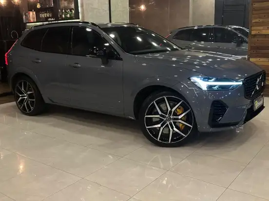 VOLVO-XC60-2021