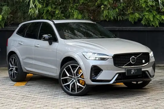 VOLVO-XC60-2023