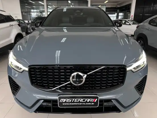 VOLVO-XC60-2022