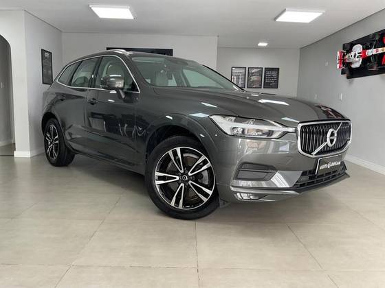 VOLVO XC60 2.0 D5 DIESEL MOMENTUM AWD GEARTRONIC
