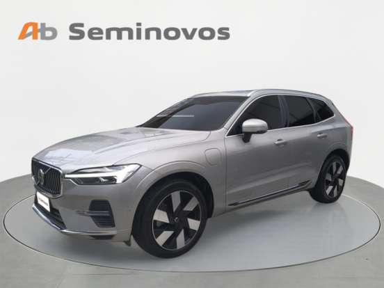 VOLVO-XC60-2024