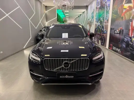 VOLVO-XC90-2018