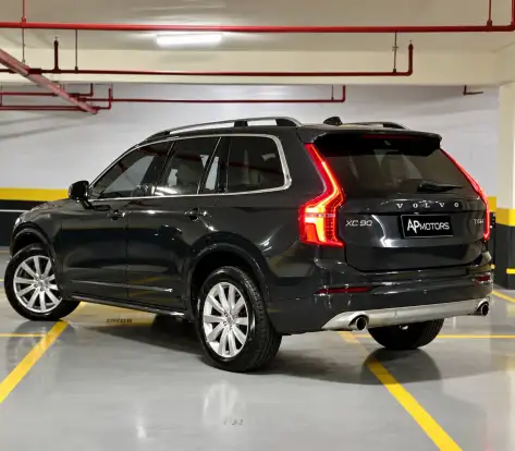 VOLVO-XC90-2015
