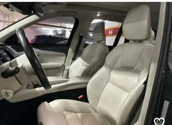 VOLVO-XC90-2015