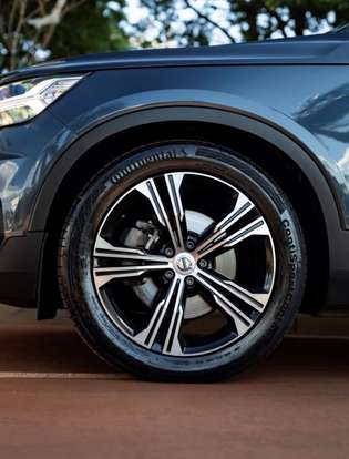 VOLVO-XC40-2.0 T4 GASOLINA INSCRIPTION GEARTRONIC VOLVO-XC40-2021
