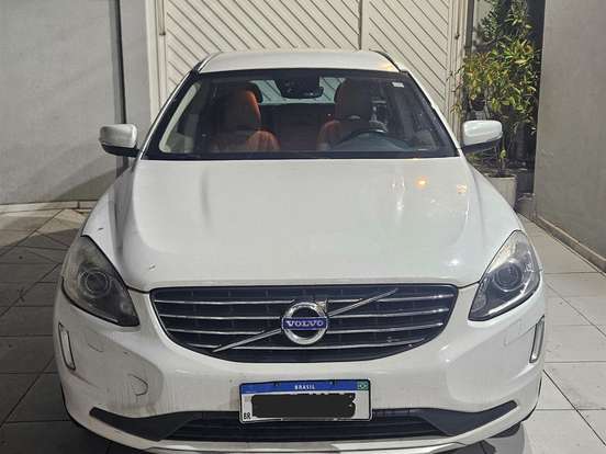 VOLVO-XC60-2.4 D5 KINETIC DIESEL AWD 4P AUTOMÁTICO VOLVO-XC60-2017