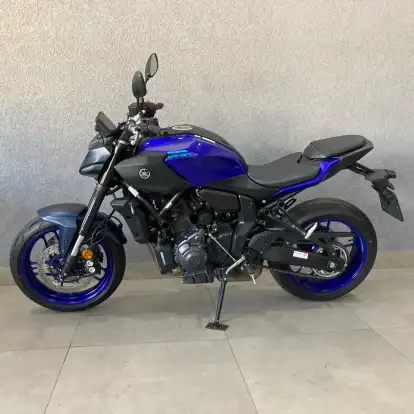 YAMAHA-MT-07 CONNECTED ABS-2025