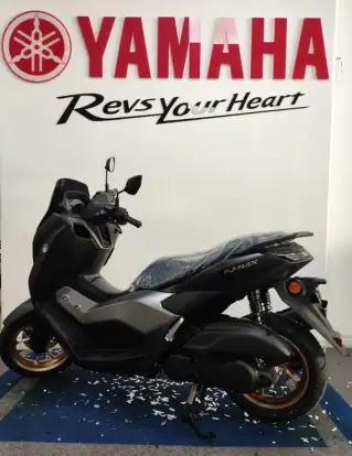 YAMAHA-NMAX CONNECTED 160 ABS-2026