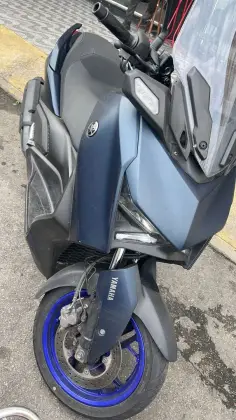 YAMAHA XMAX 250 CONNECTED ABS 