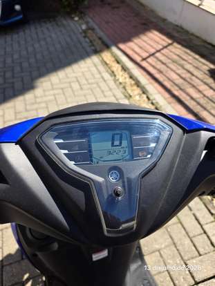 YAMAHA-FLUO 125 ABS-2024