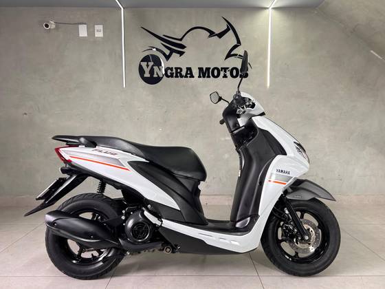 YAMAHA FLUO 125 ABS 