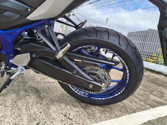 YAMAHA-MT-03-2016