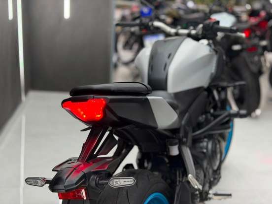 YAMAHA-MT-07 CONNECTED ABS-2025