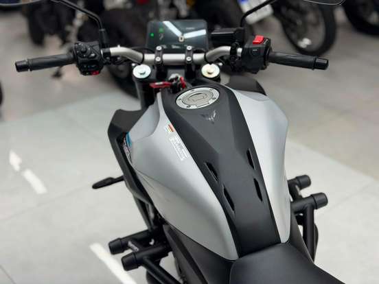 YAMAHA-MT-07 CONNECTED ABS YAMAHA-MT-07 CONNECTED ABS-2025