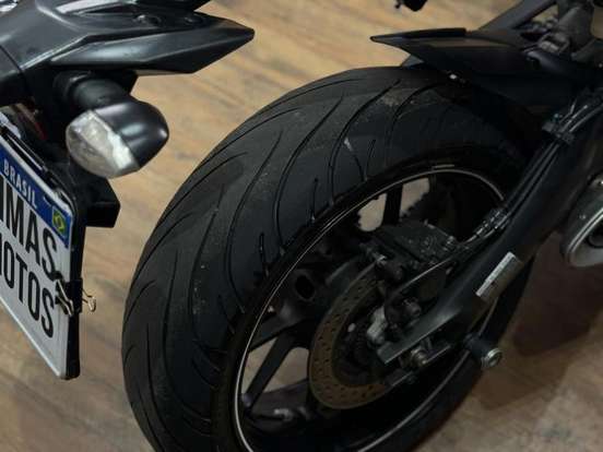 YAMAHA-MT-09-2014