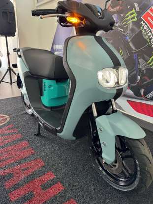YAMAHA-NEOS CONNECTED-2025
