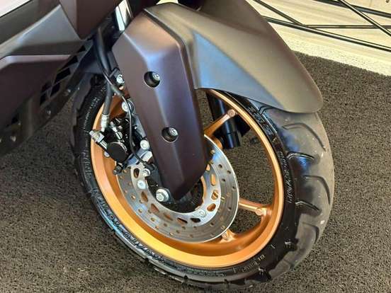 YAMAHA-NMAX CONNECTED 160 ABS-2024