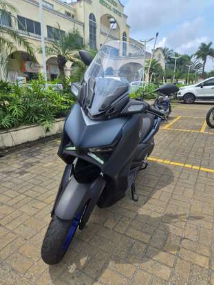 YAMAHA-XMAX 250 CONNECTED ABS-2025