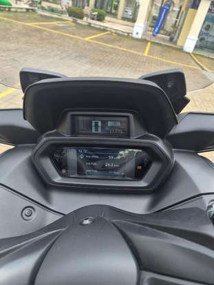 YAMAHA-XMAX 250 CONNECTED ABS-2025