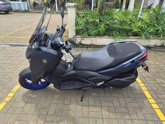YAMAHA-XMAX 250 CONNECTED ABS-2025