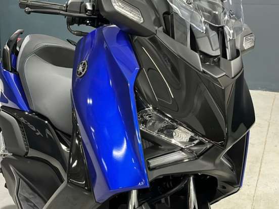 YAMAHA-XMAX 300 CONNECTED ABS YAMAHA-XMAX 300 CONNECTED ABS-2026