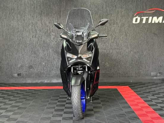 YAMAHA-XMAX 300 CONNECTED ABS-2025