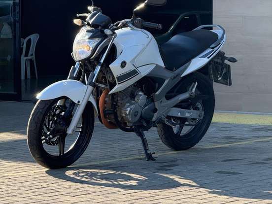 YAMAHA-YS 250 FAZER YAMAHA-YS 250 FAZER-2013