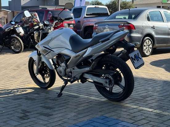 YAMAHA-YS 250 FAZER YAMAHA-YS 250 FAZER-2013