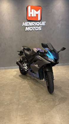 YAMAHA-YZF R15-2025