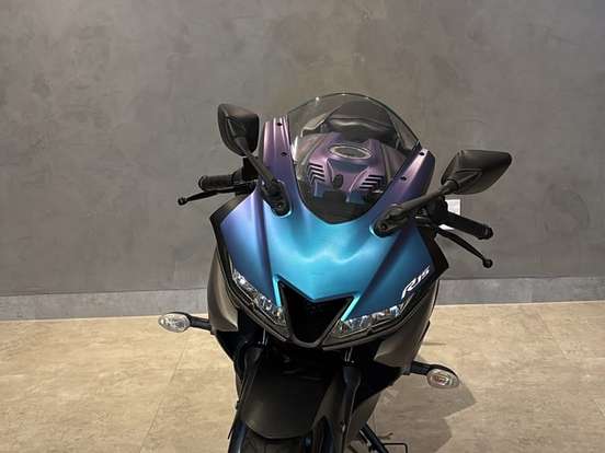 YAMAHA-YZF R15 YAMAHA-YZF R15-2025