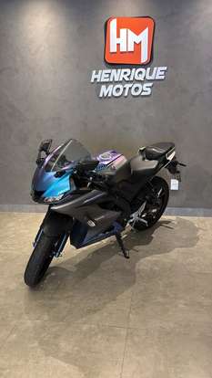 YAMAHA-YZF R15-2025