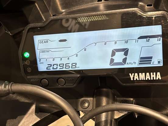 YAMAHA-YZF R15 YAMAHA-YZF R15-2025