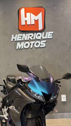 YAMAHA-YZF R15-2025