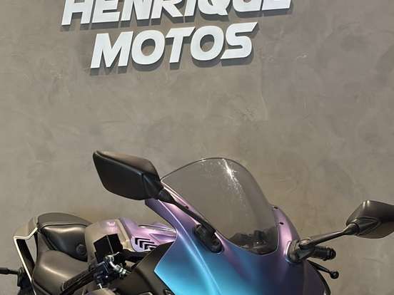 YAMAHA-YZF R15 YAMAHA-YZF R15-2025