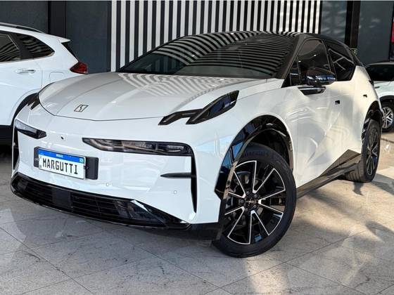 ZEEKR X 66 KW ELÉTRICO PREMIUM