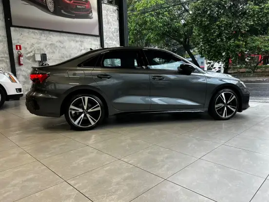 AUDI-A3-2022