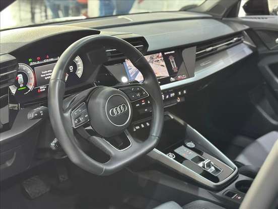 AUDI-A3-2024