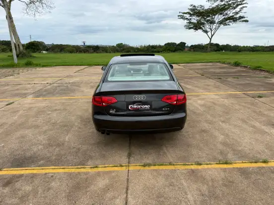 AUDI-A4-2.0 TFSI AMBIENTE 183CV GASOLINA 4P MULTITRONIC AUDI-A4-2011