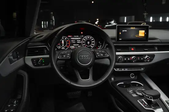 AUDI-A4-2016