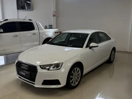AUDI-A4-2.0 TFSI AMBIENTE GASOLINA 4P S TRONIC AUDI-A4-2017
