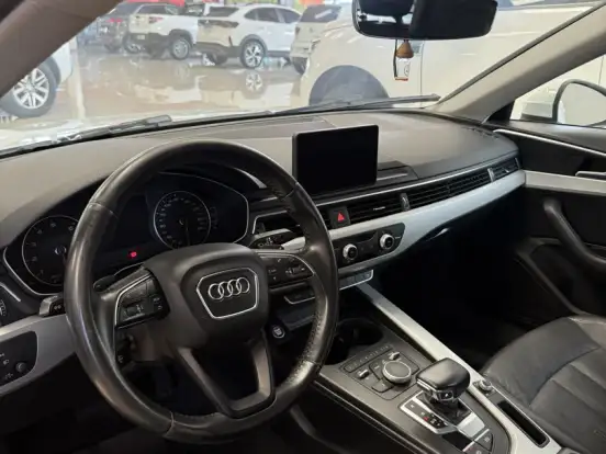 AUDI-A4-2.0 TFSI AMBIENTE GASOLINA 4P S TRONIC AUDI-A4-2017