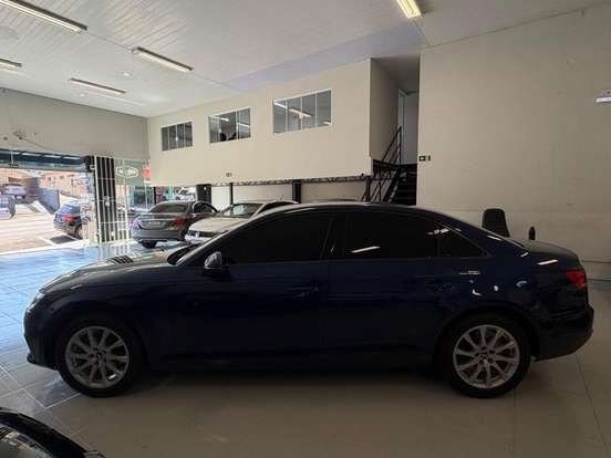 AUDI-A4-2016