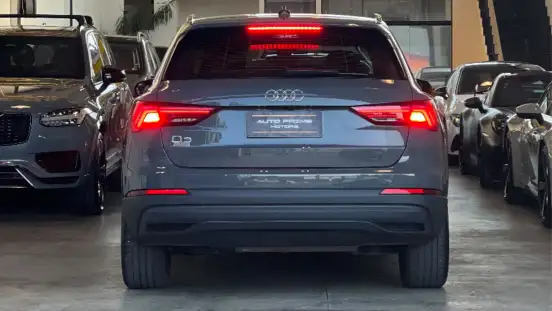 AUDI-Q3-2020