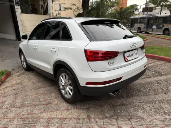 AUDI-Q3-2015