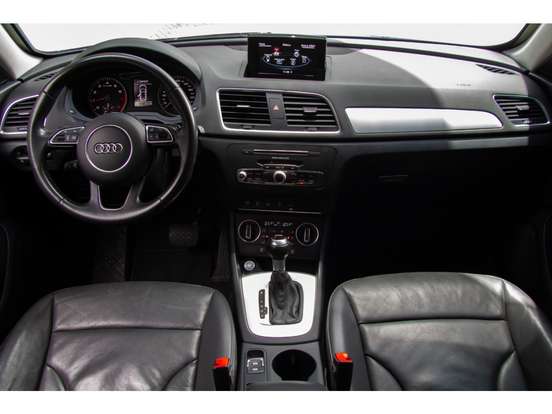 AUDI-Q3-2018
