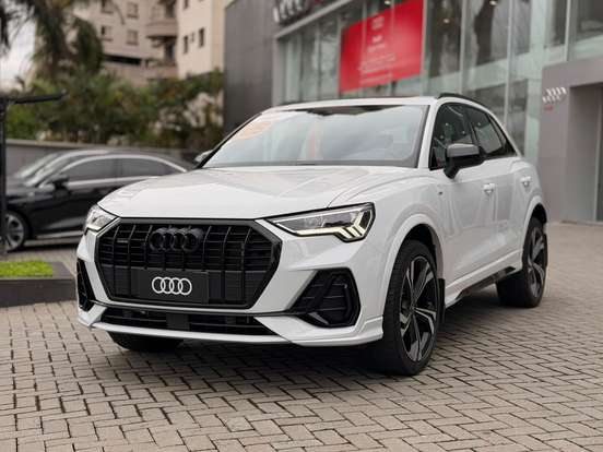AUDI-Q3-2024
