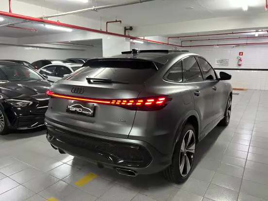 AUDI-Q5-2.0 TFSI GASOLINA SPORTBACK S LINE QUATTRO S TRONIC AUDI-Q5-2025